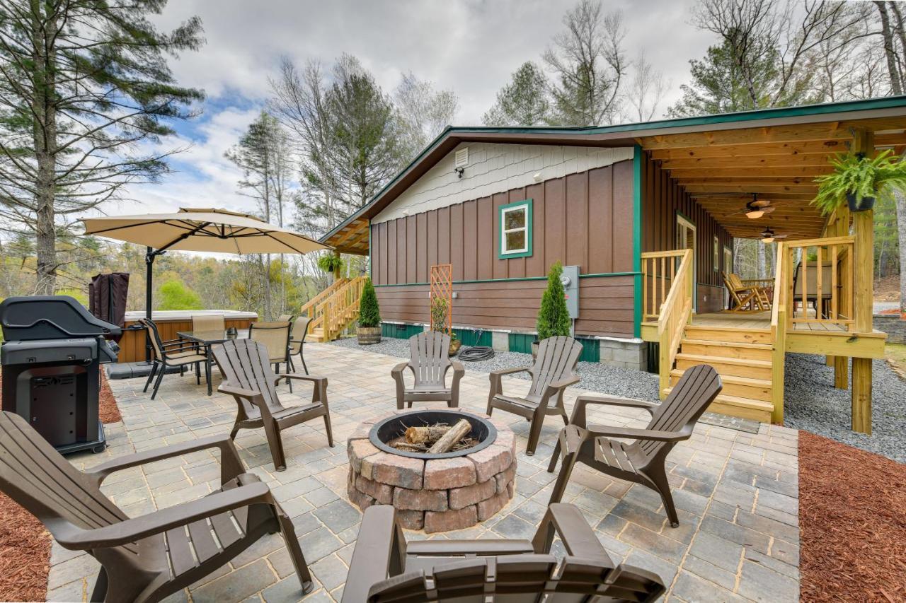 Scenic Murphy Cabin With Hot Tub, Fire Pit And Views Eksteriør billede