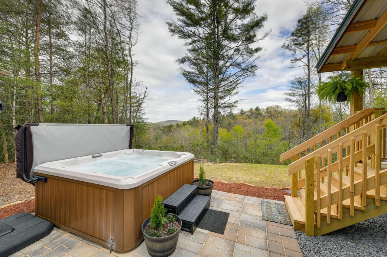 Scenic Murphy Cabin With Hot Tub, Fire Pit And Views Eksteriør billede