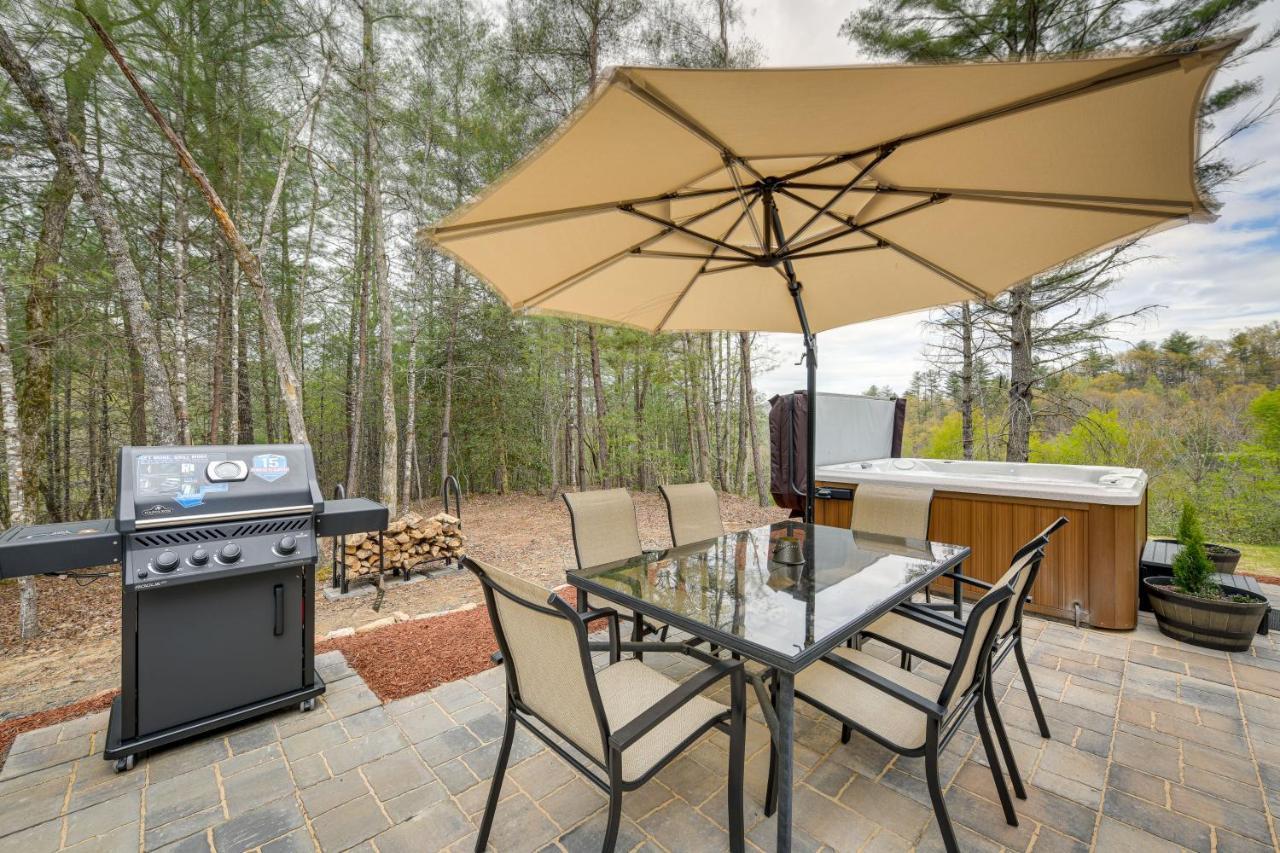 Scenic Murphy Cabin With Hot Tub, Fire Pit And Views Eksteriør billede